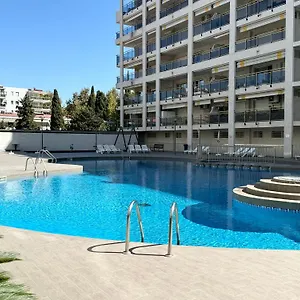 https://apartsalou-michelangelo.top-hotels-tarragona.com